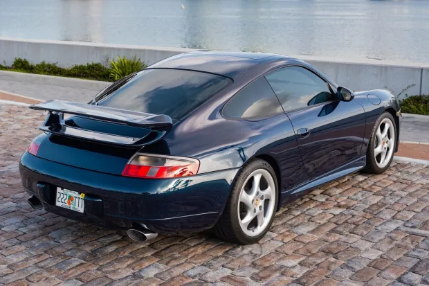 2000 911 Carrera photo 2