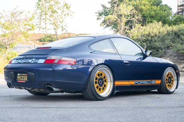 2001 911 Carrera photo 2
