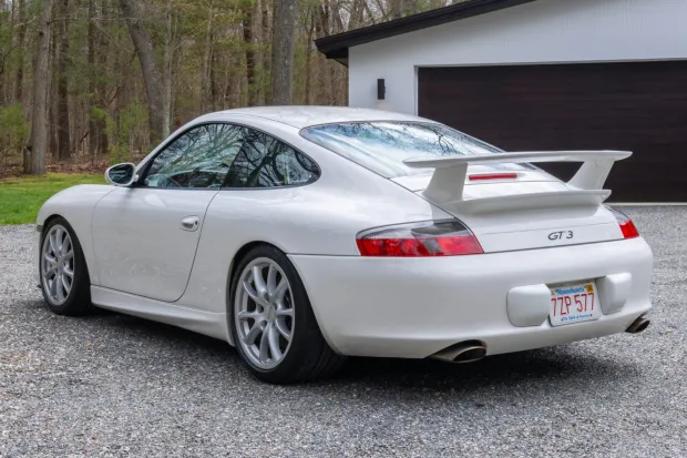 2004 911 GT3 photo 2