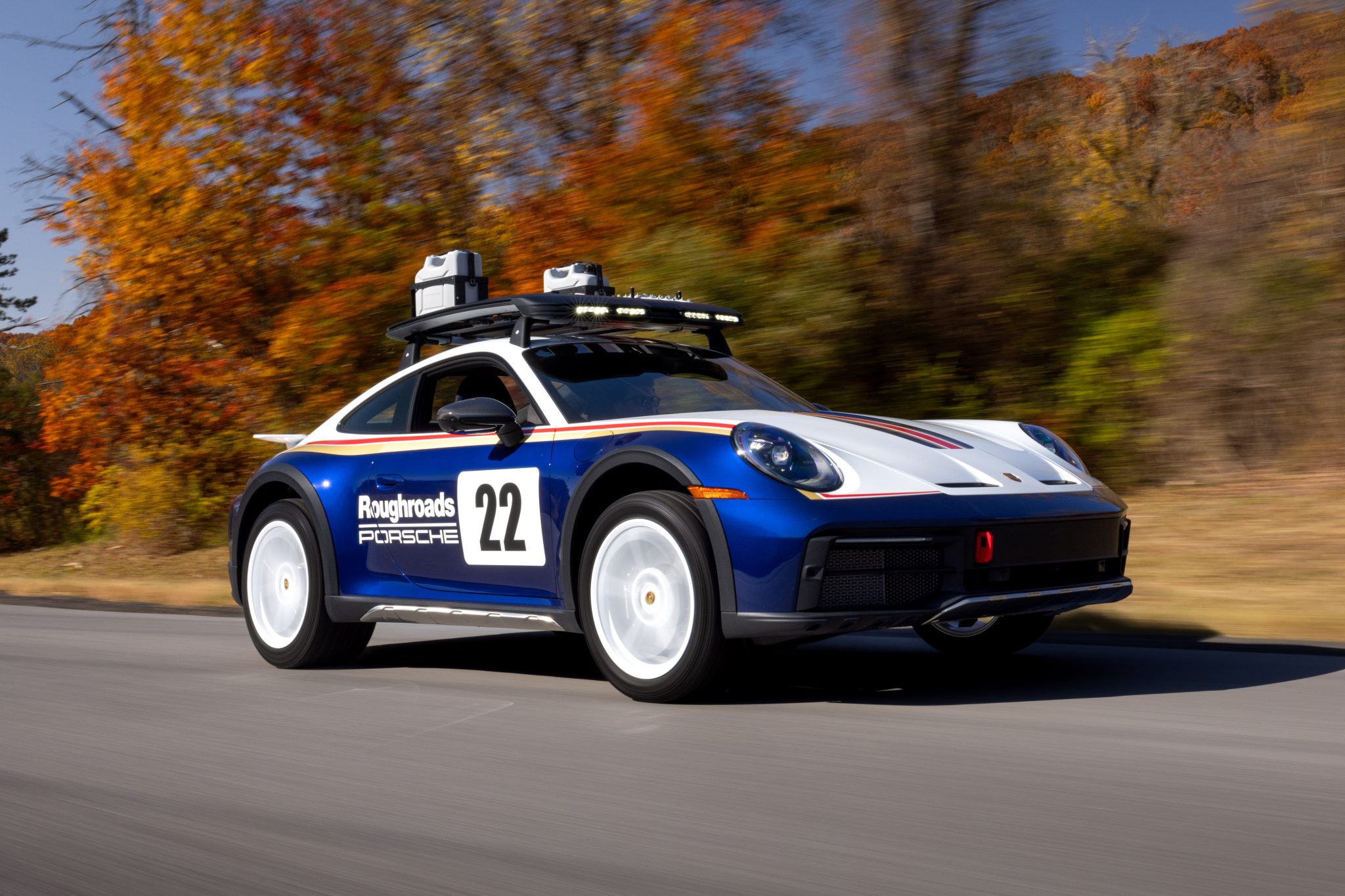 2024 911 Dakar photo 2
