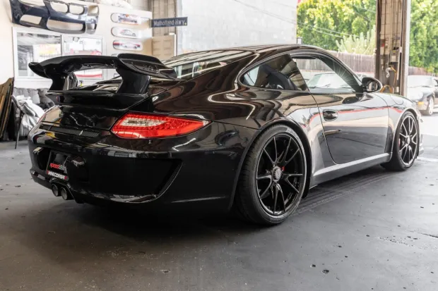 2010 911 GT3 photo 2