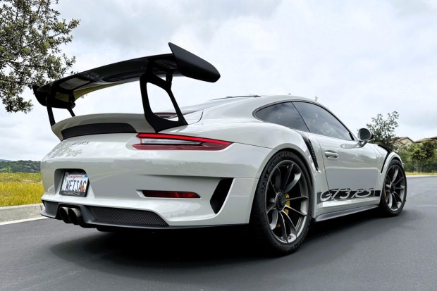 2019 911 GT3 RS photo 2