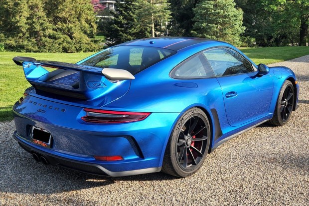 2018 911 GT3 photo 2