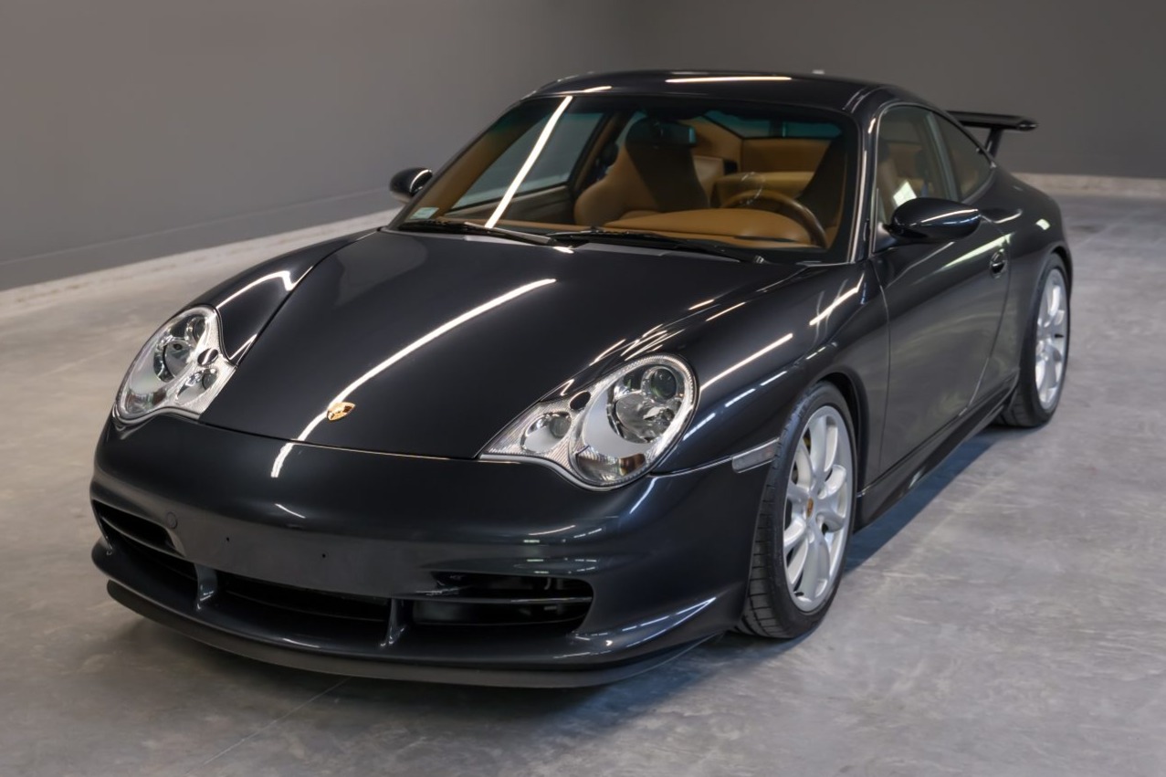 2005 911 GT3 photo 2