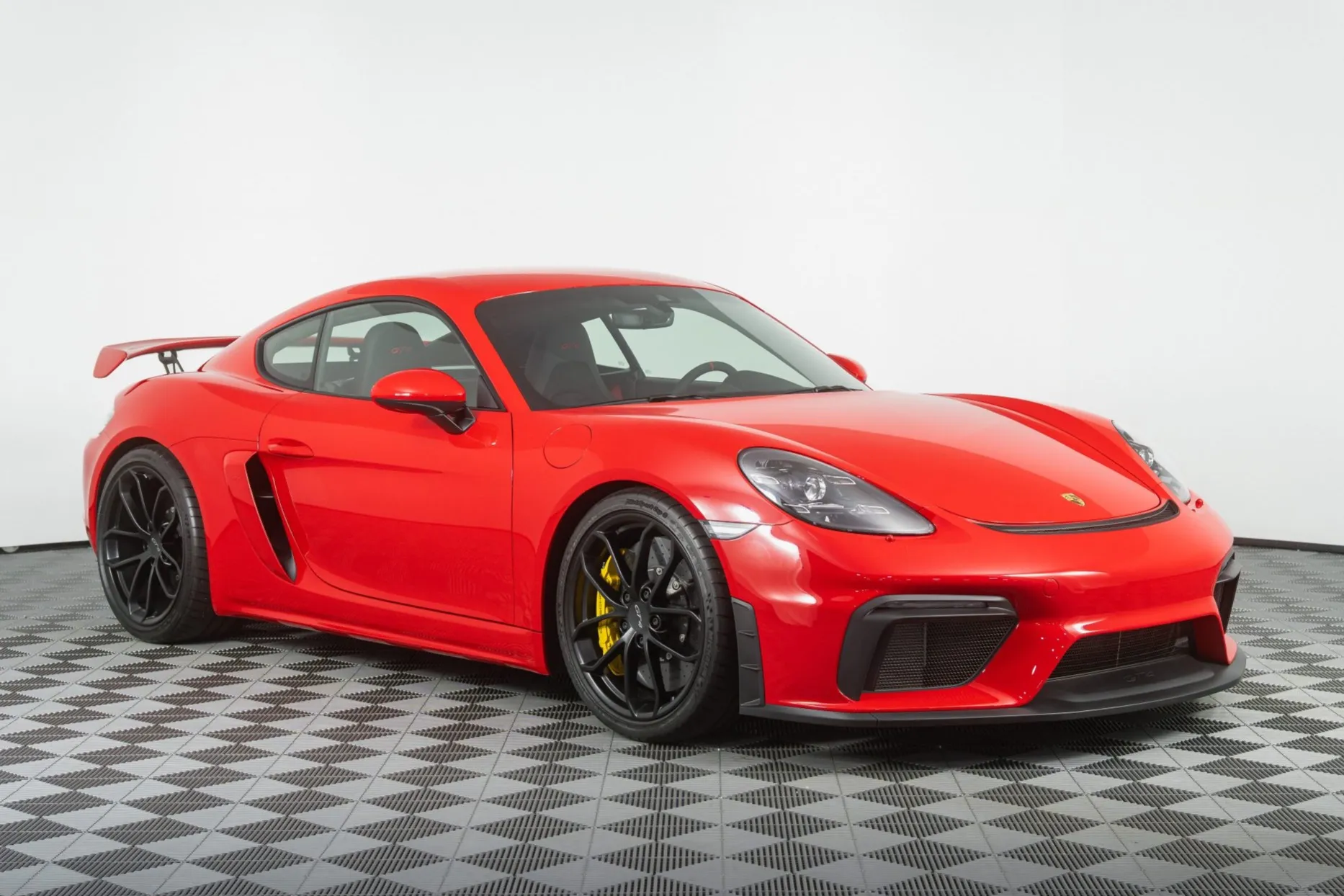 2020 Porsche 718 Cayman GT4