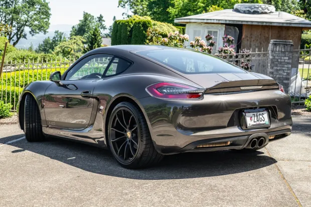 2014 Cayman S photo 2