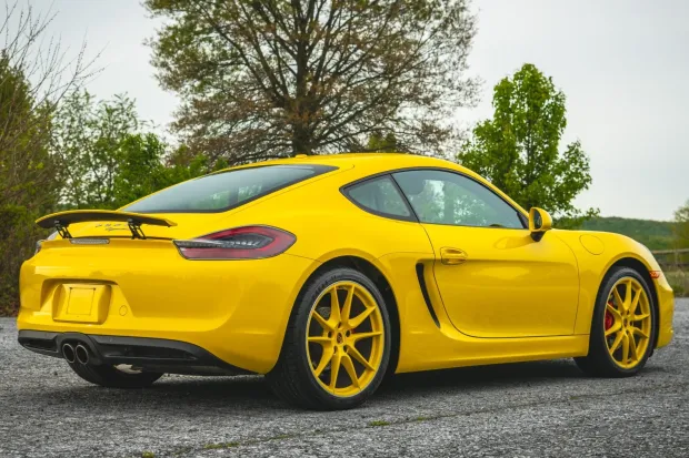 2014 Cayman S photo 2