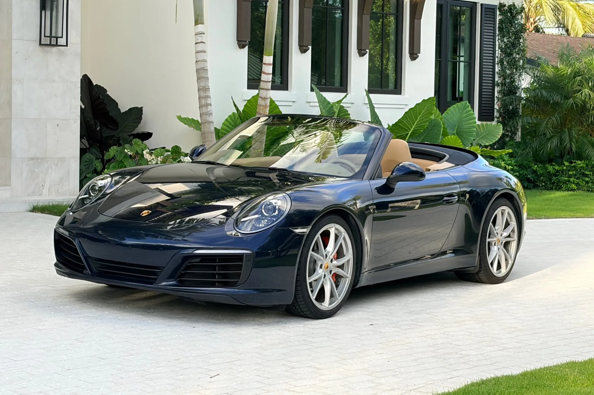 2017 Porsche 911 Carrera Cabriolet