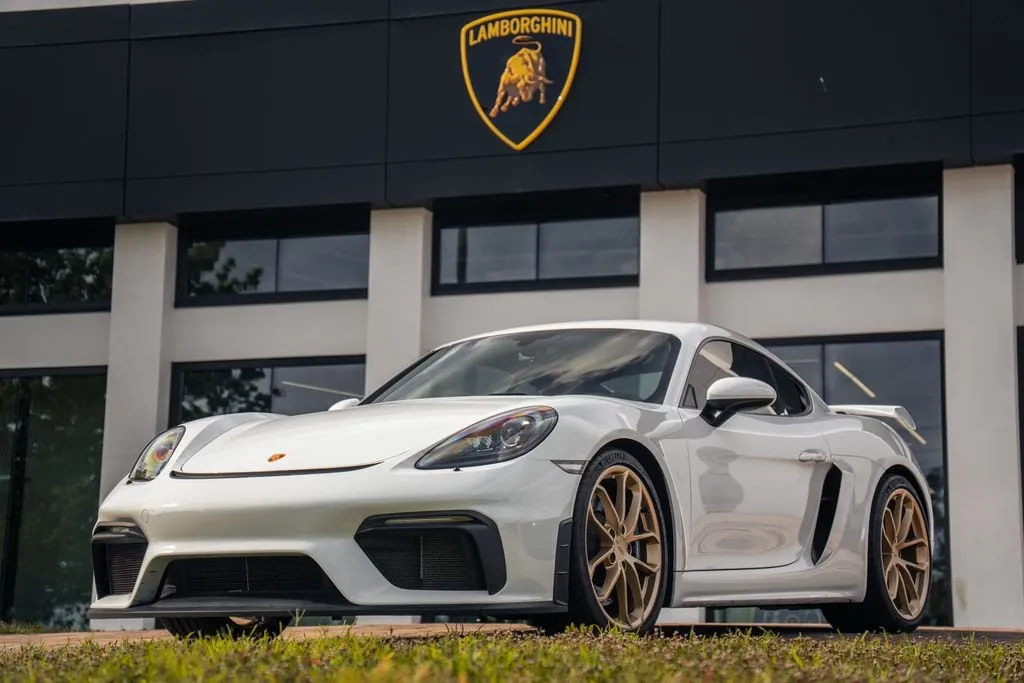 2023 Porsche 718 Cayman GT4