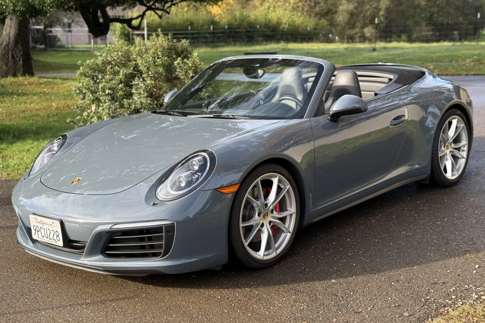 2017 Porsche 911 Carrera 4S Cabriolet