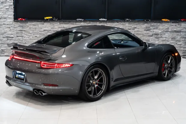 2014 911 Carrera 4S photo 2