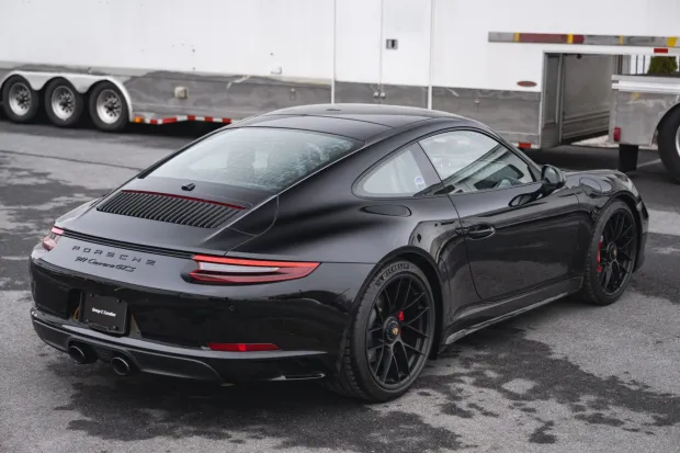 2019 911 Carrera GTS photo 2