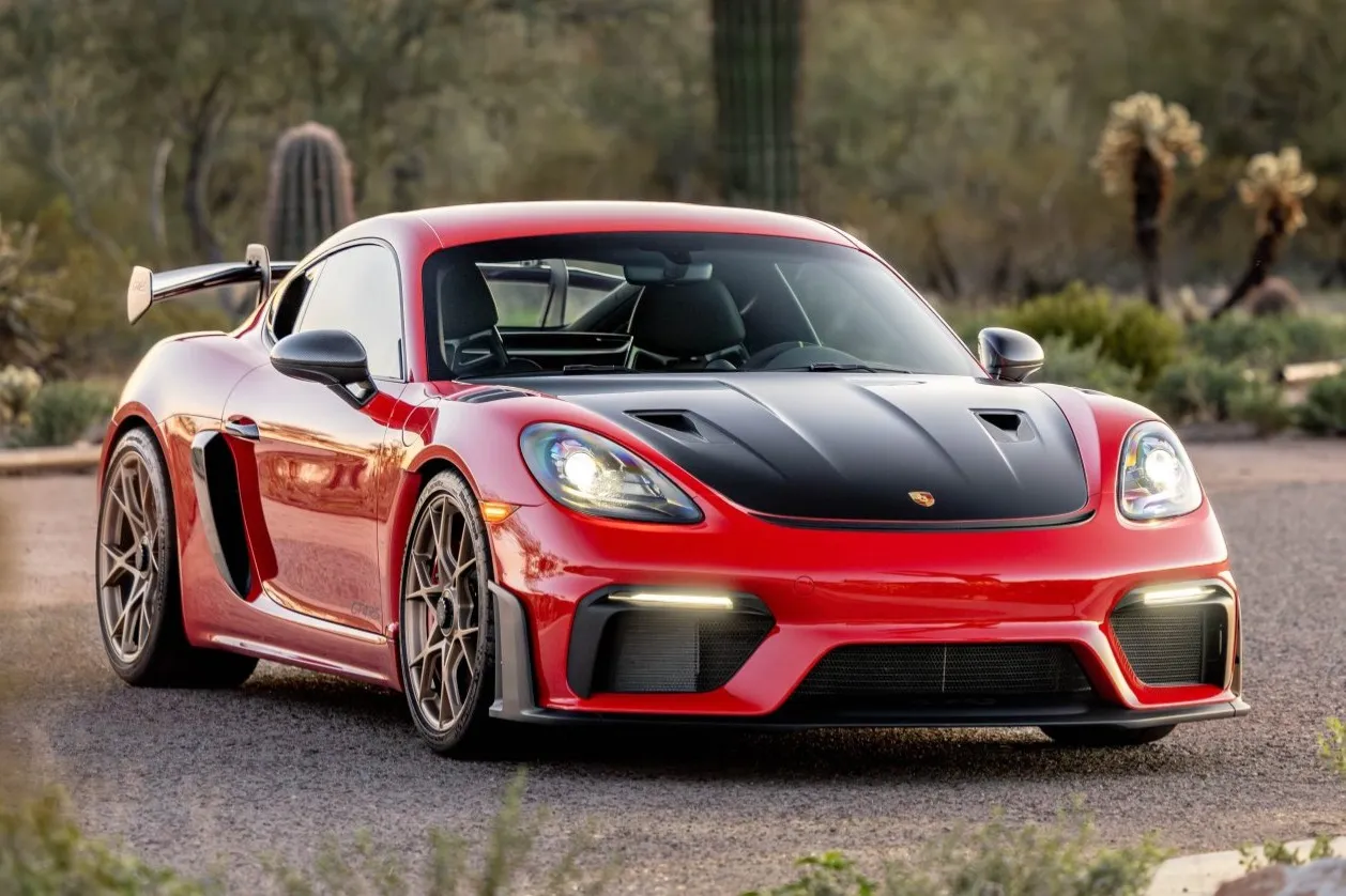 2023 718 Cayman GT4 RS