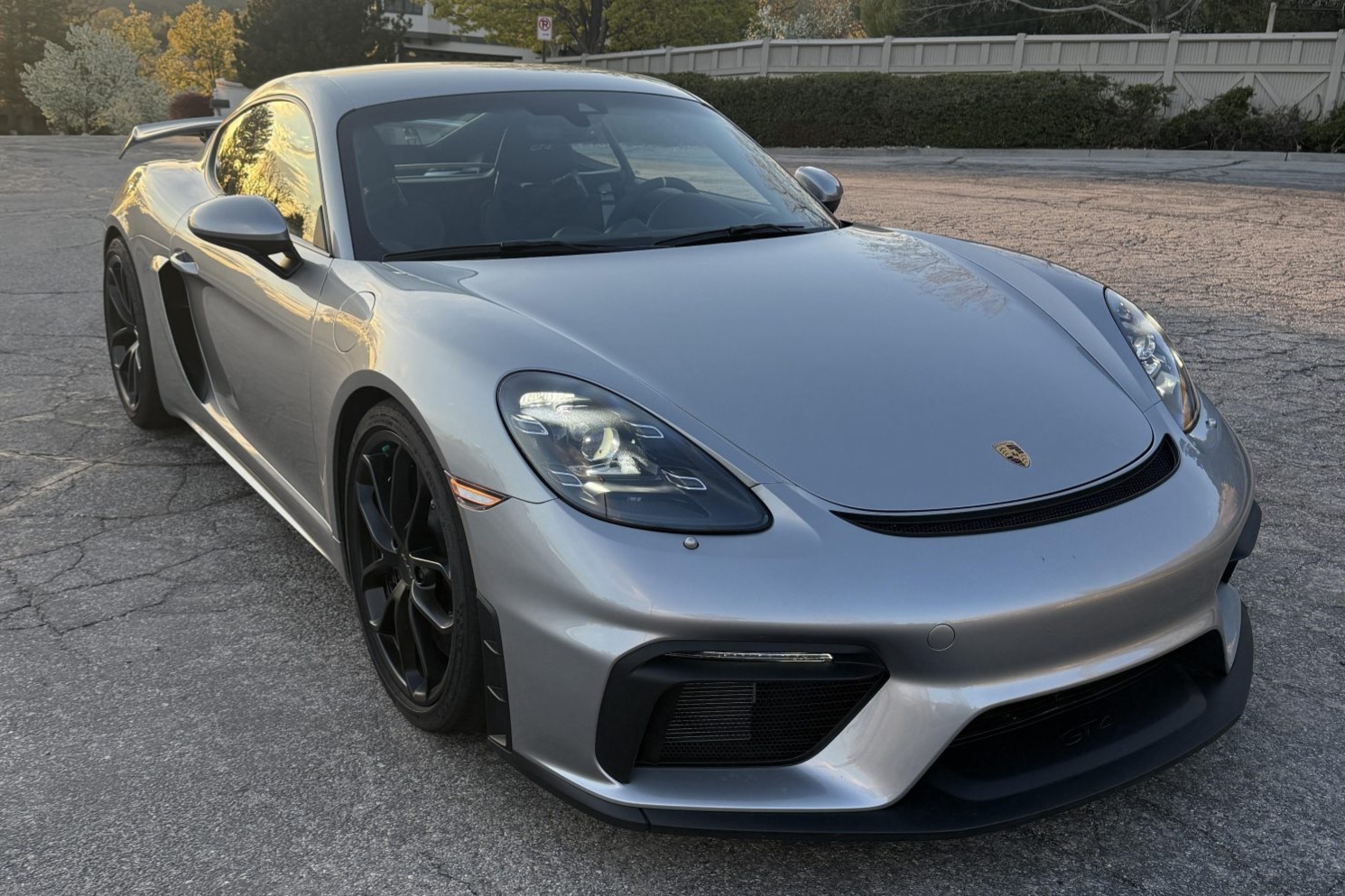 2020 718 Cayman GT4