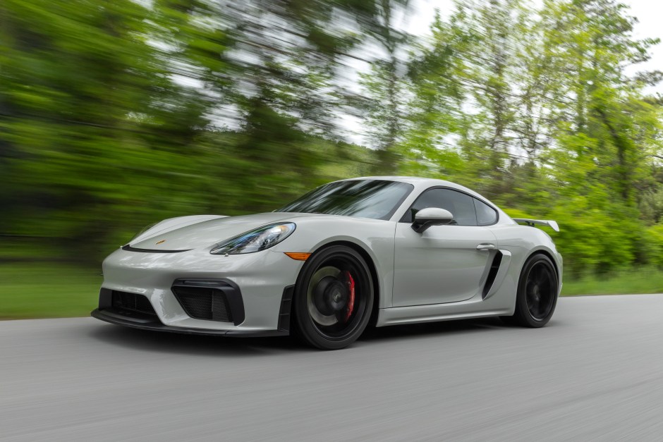 2021 Porsche 718 Cayman GT4