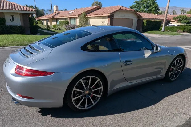 2012 911 Carrera S photo 2
