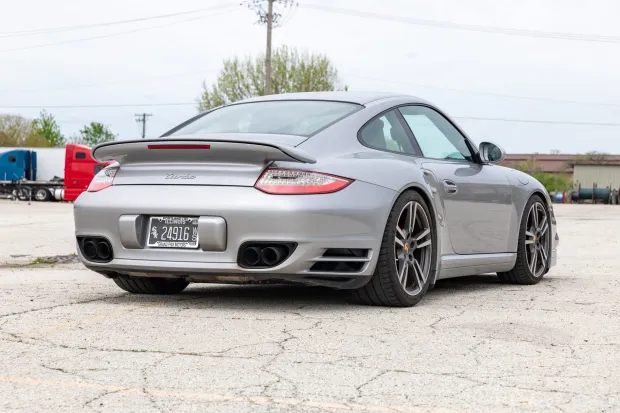 2010 911 Turbo photo 2