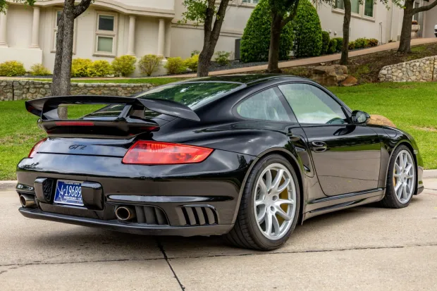 2008 911 GT2 photo 2