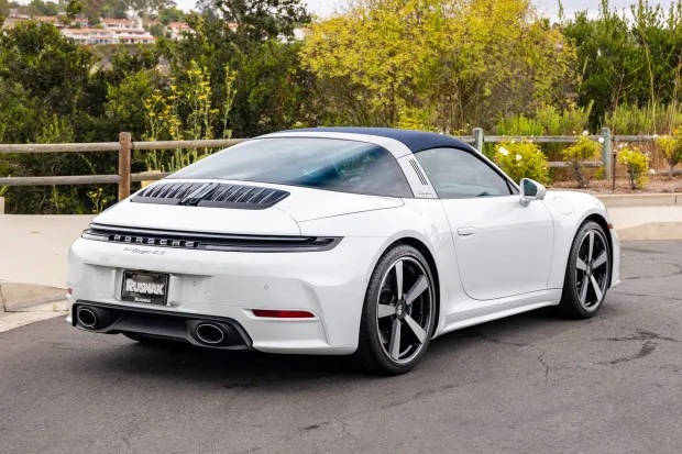 2026 911 Targa 4S photo 2