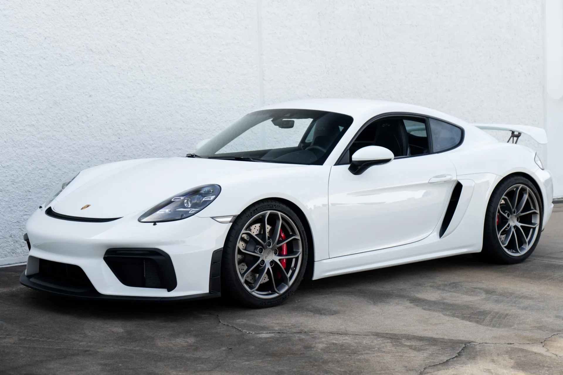 2022 718 Cayman GT4