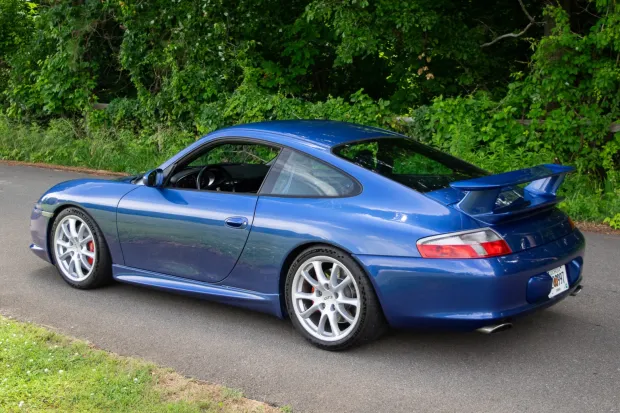 2004 911 GT3 photo 2