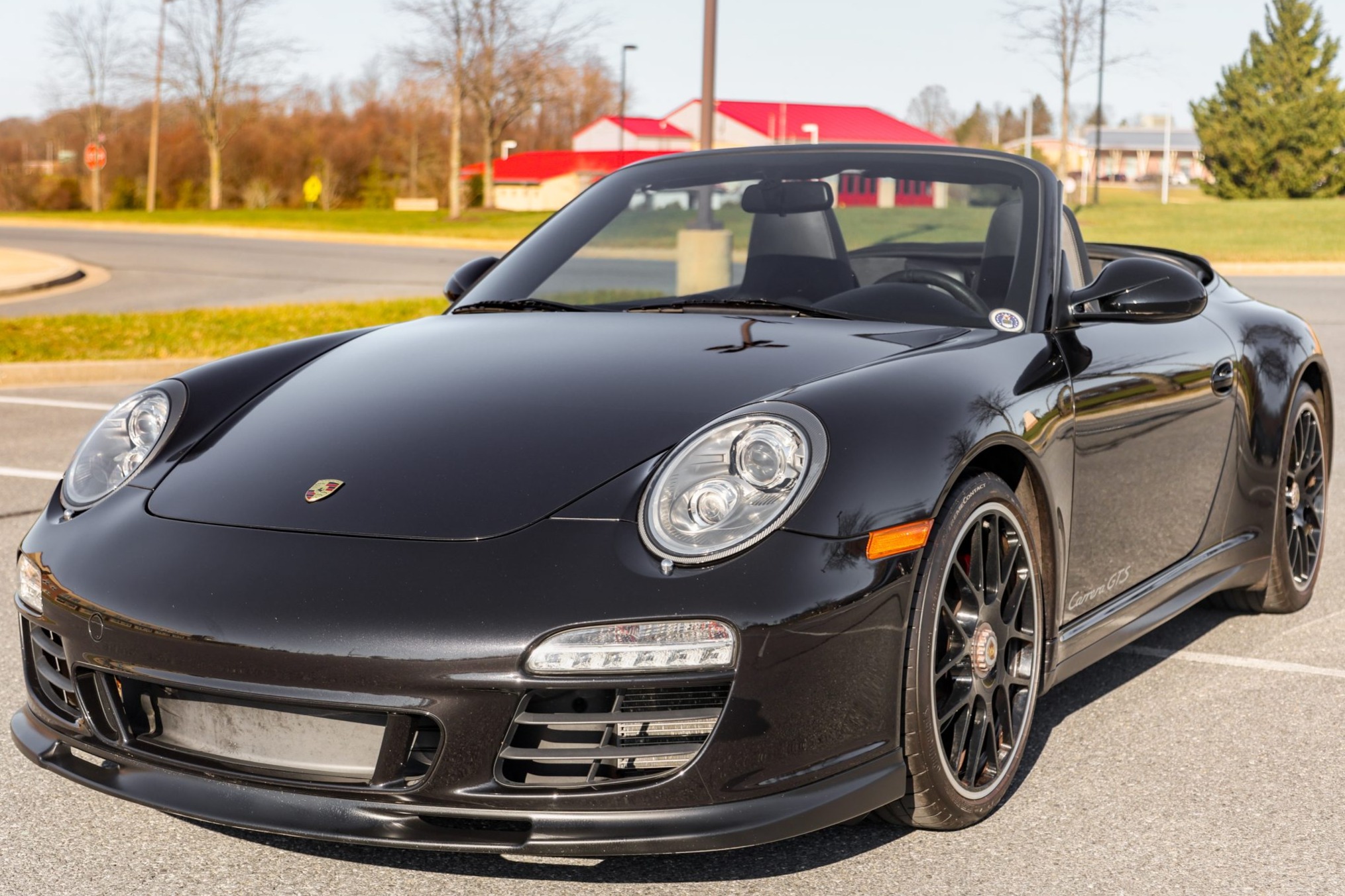 2012 911 GTS Cabriolet photo 2