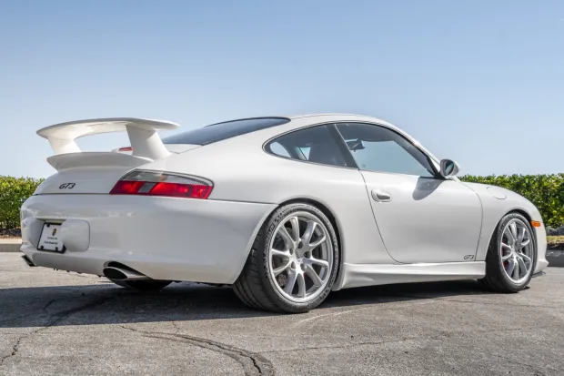 2004 911 GT3 photo 2