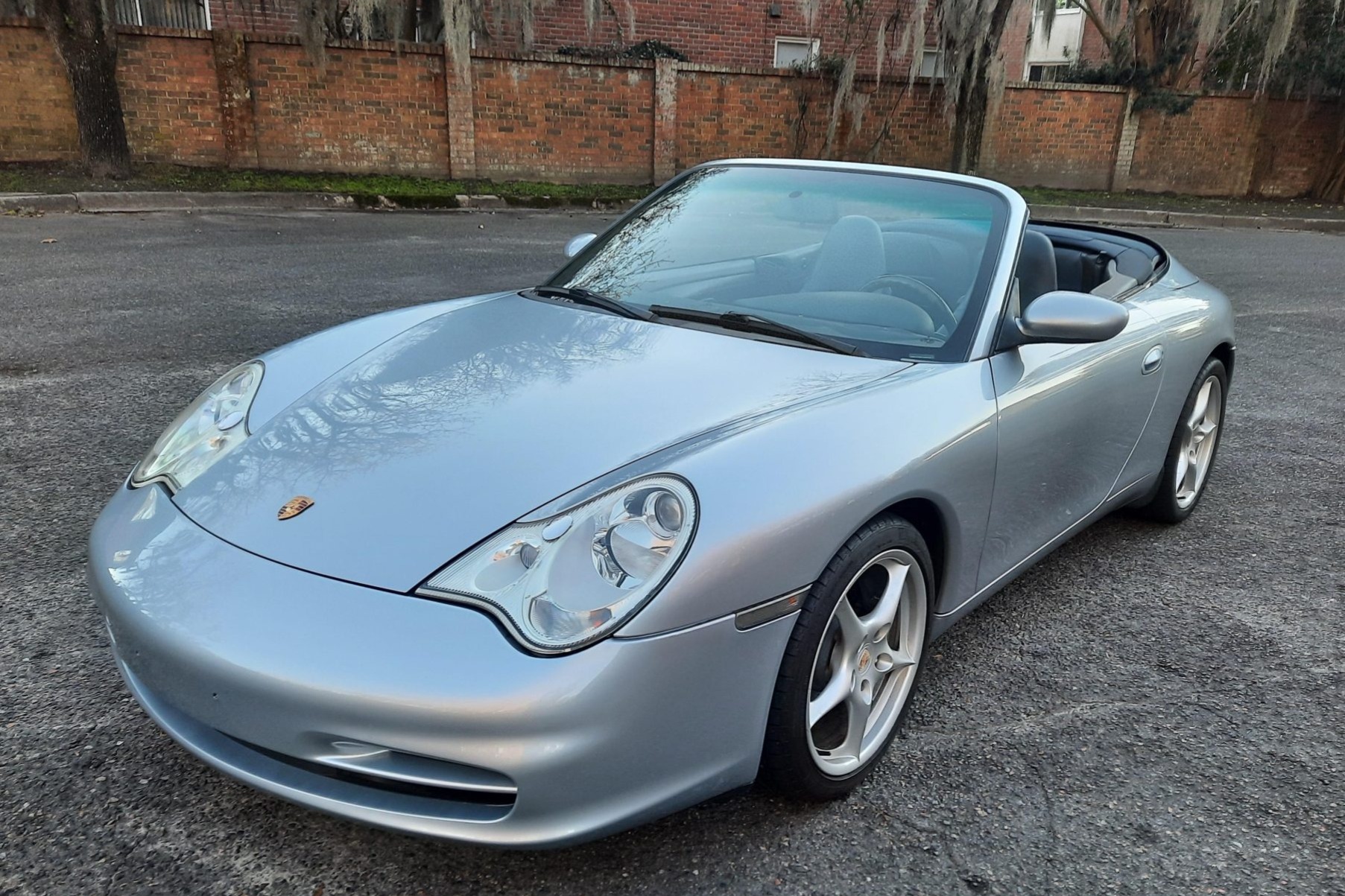 2002 911 Carrera Cabriolet photo 2