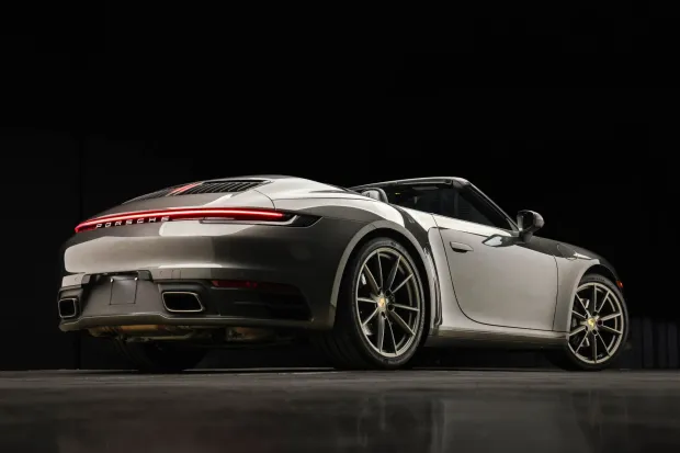 2022 911 Carrera Cabriolet photo 2