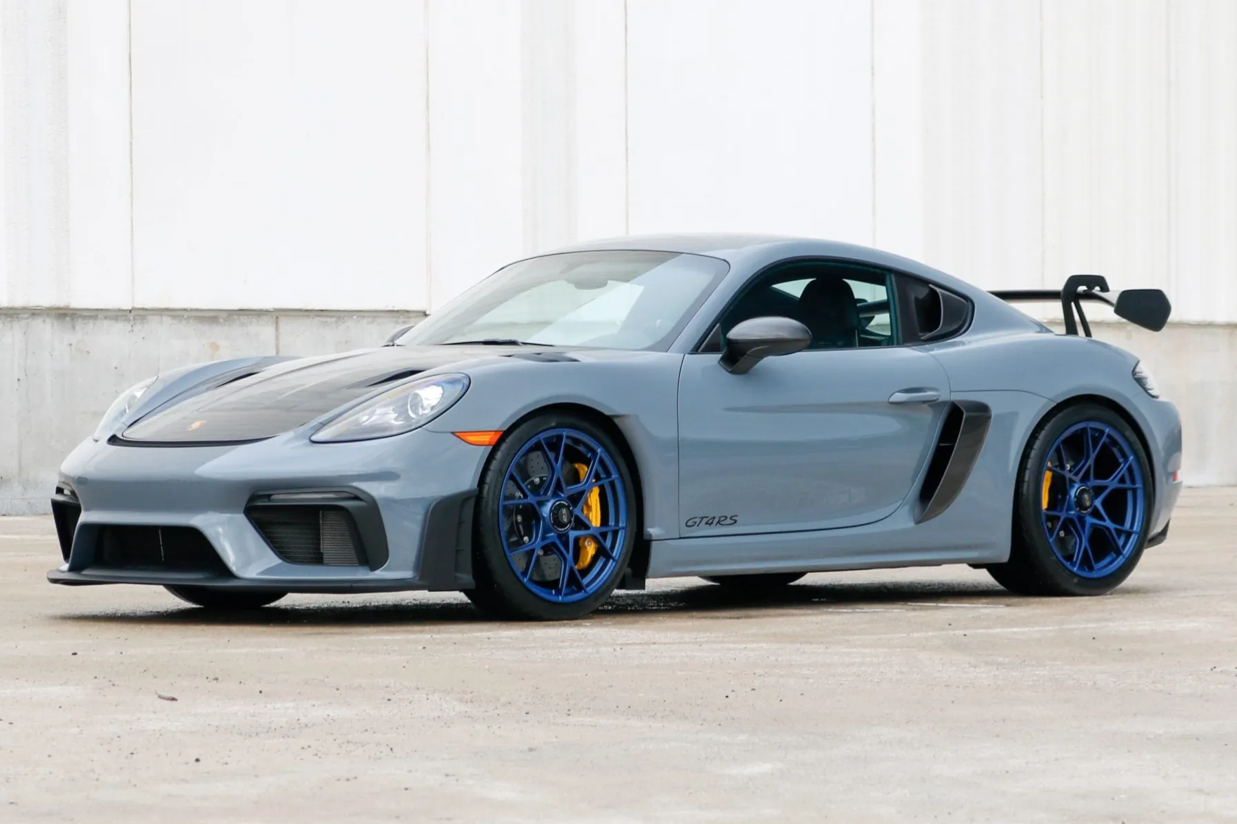 2023 Porsche 718 Cayman GT4 RS