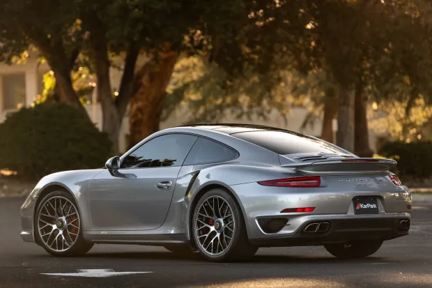 2015 911 Turbo photo 2