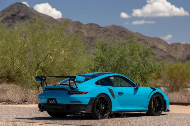2019 911 GT2 RS photo 2