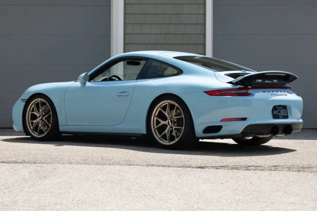 2018 911 Carrera 4S photo 2