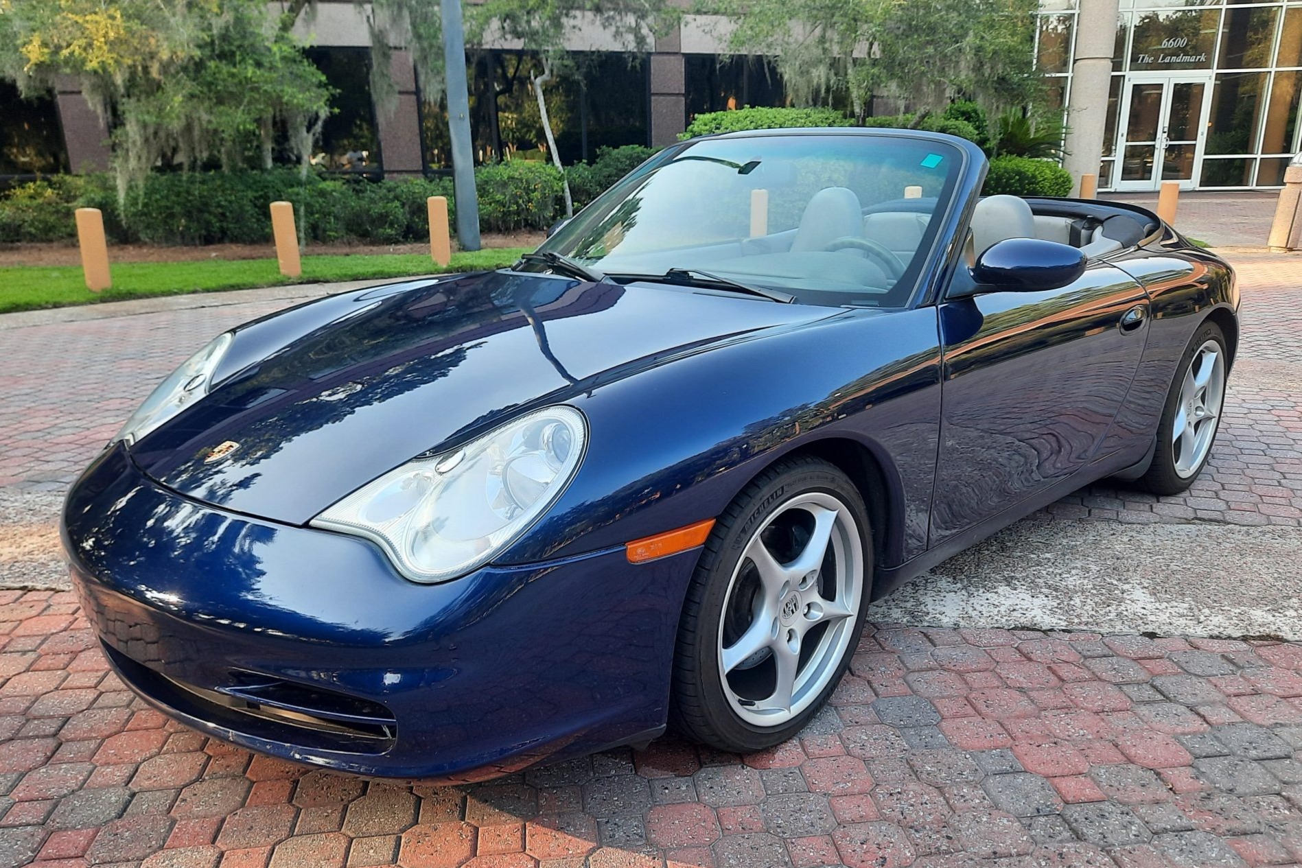 2002 Porsche 911 Carrera Cabriolet