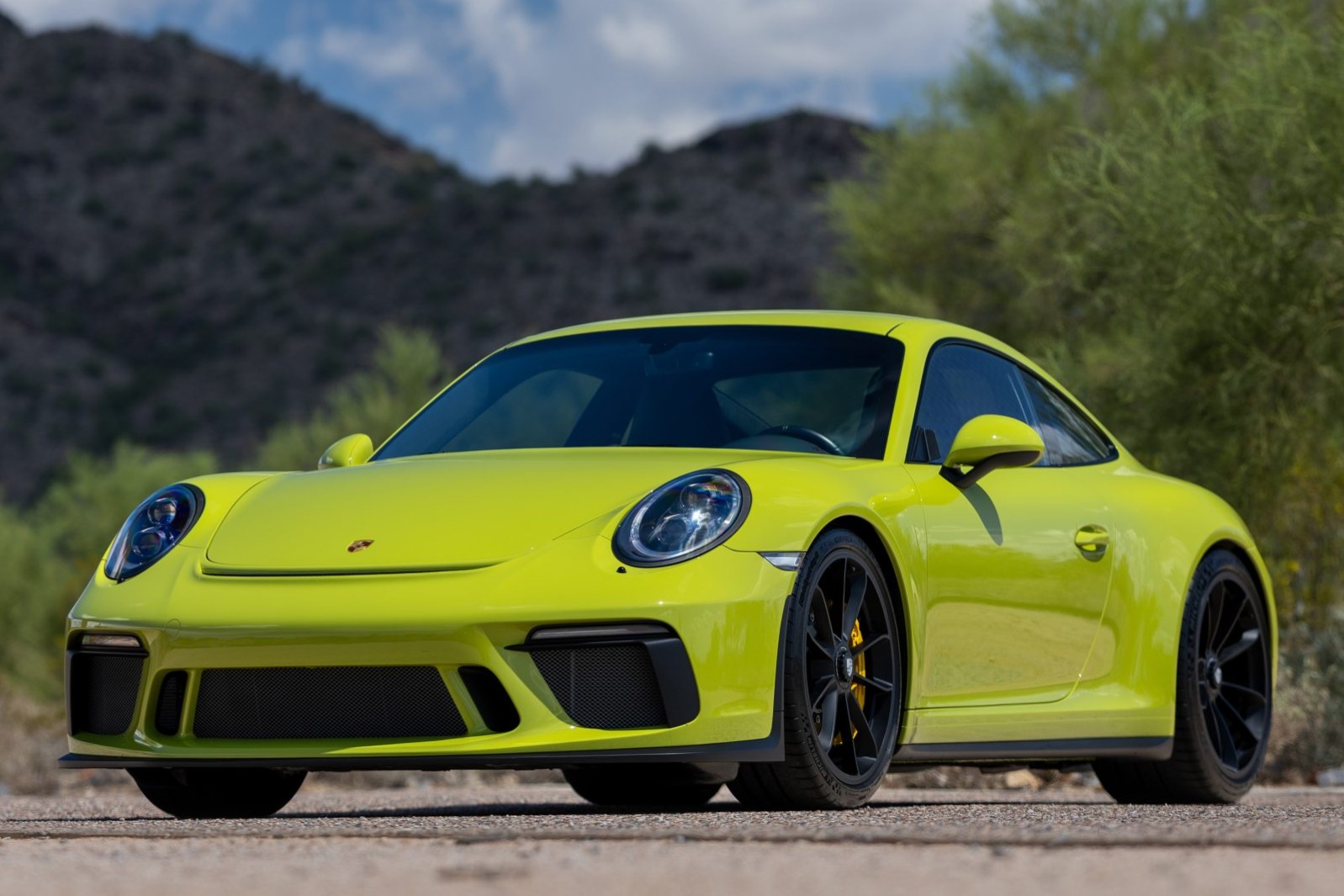 2018 911 GT3 Touring photo 2