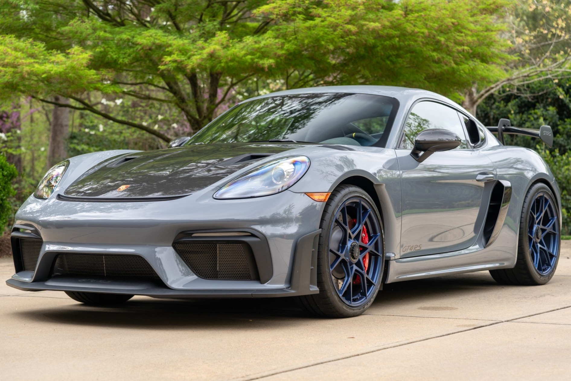 2023 718 Cayman GT4 RS photo 2