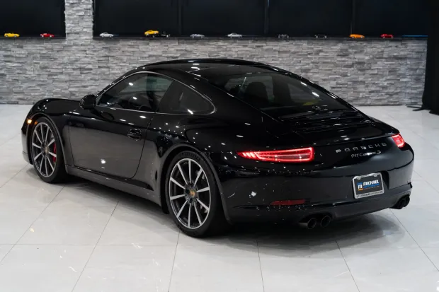 2013 911 Carrera S photo 2