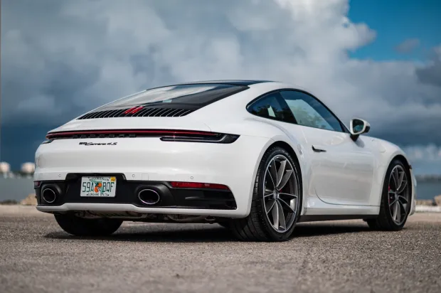 2021 911 Carrera 4S photo 2