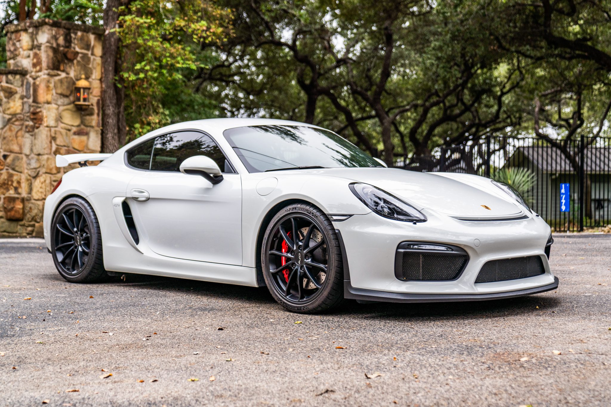 2016 Cayman GT4 photo 2