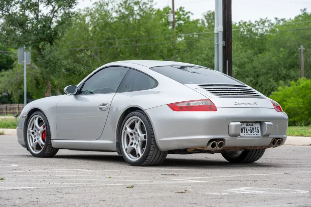 2005 911 Carrera S photo 2