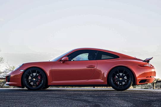 2017 911 Carrera 4S photo 2