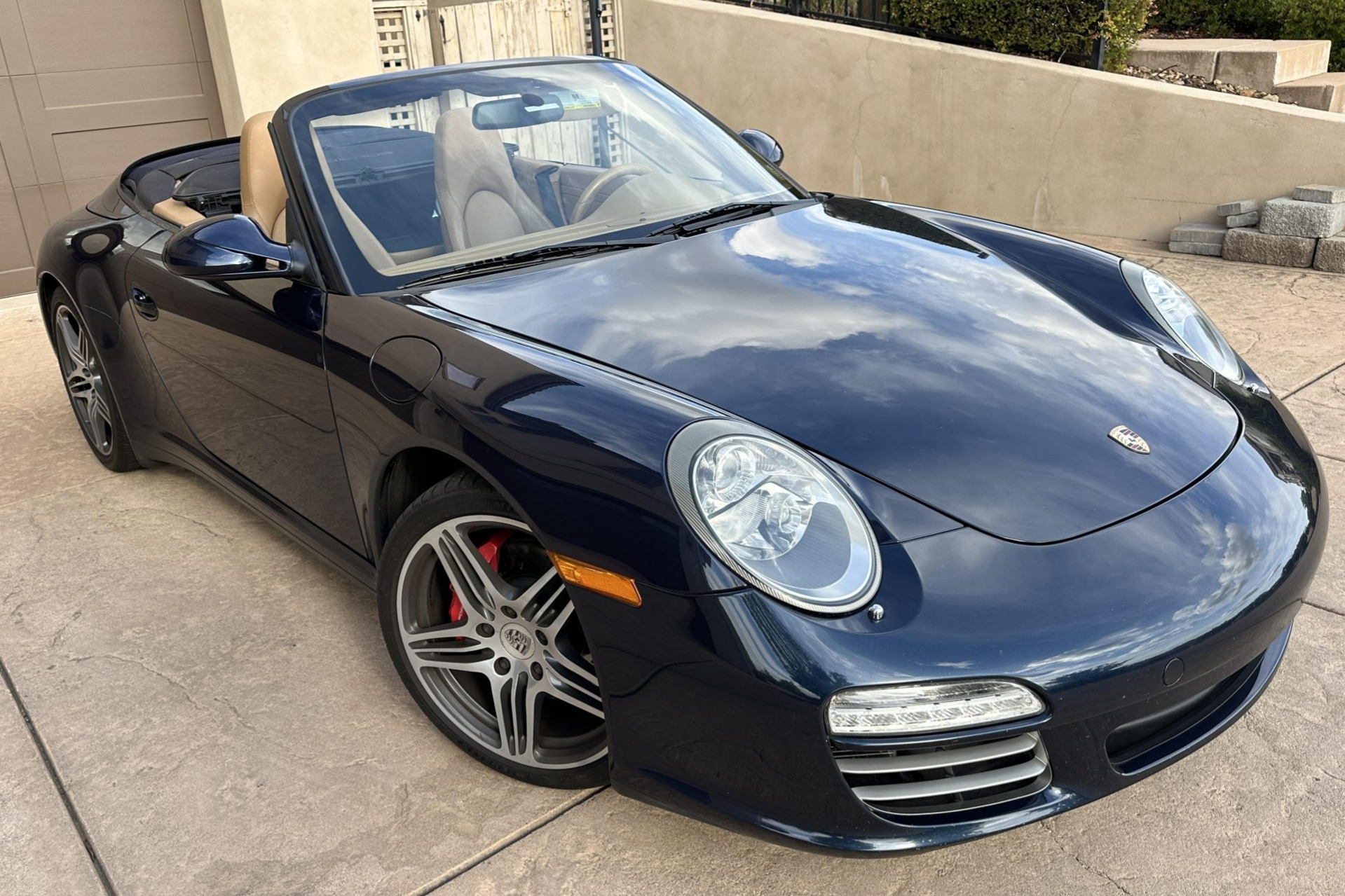 2012 911 Carrera 4S Cabriolet photo 2