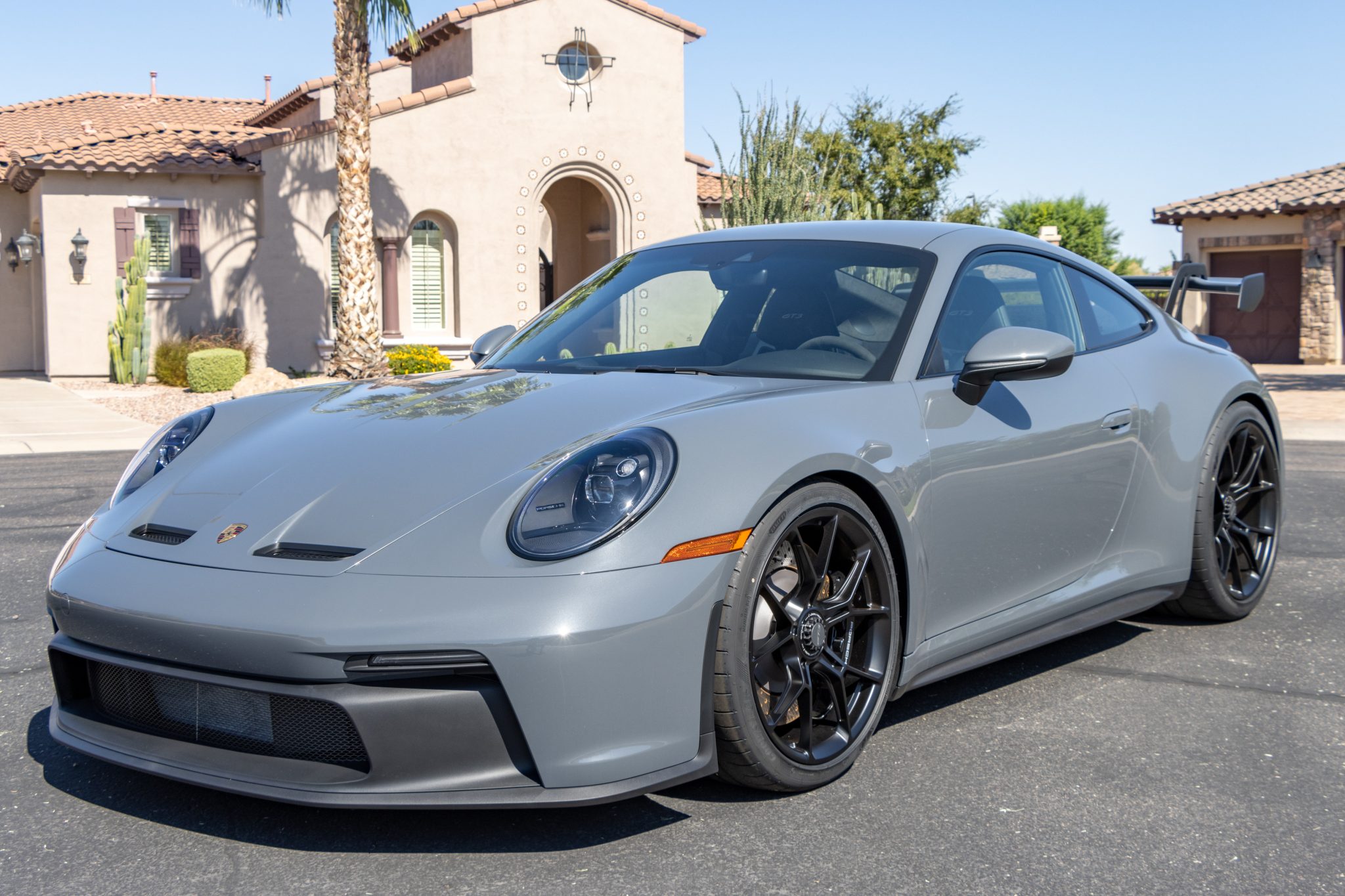 2022 911 GT3 photo 2