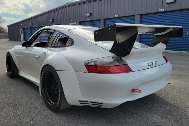 2002 911 GT2 photo 2