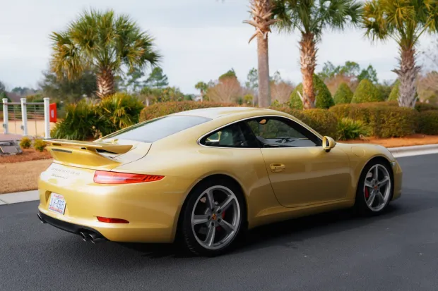2013 911 Carrera S photo 2