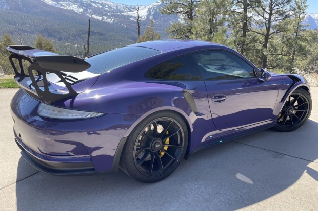 2016 911 GT3 RS photo 2