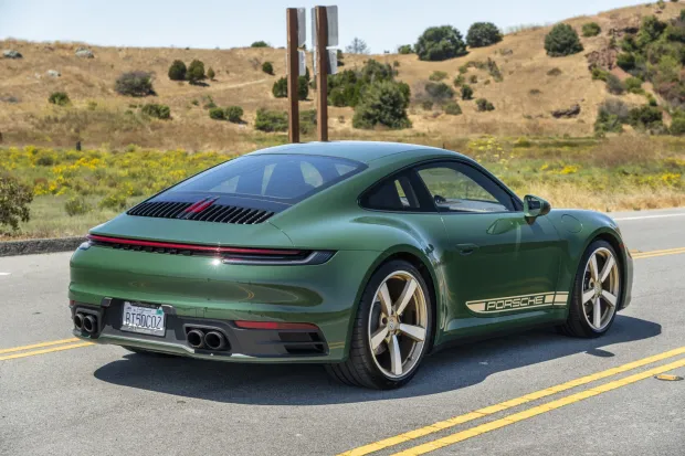 2021 911 Carrera S photo 2
