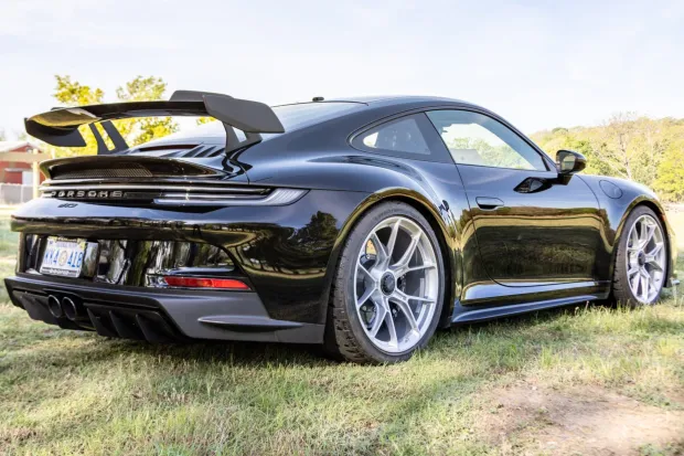 2022 911 GT3 photo 2
