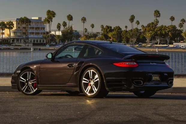 2011 911 Turbo photo 2
