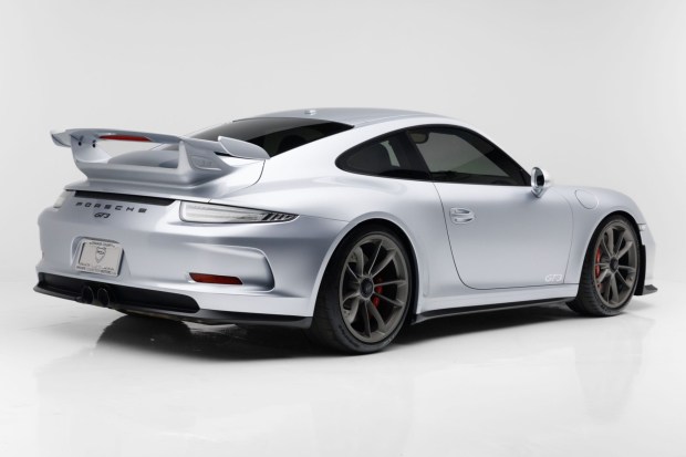 2015 911 GT3 photo 2